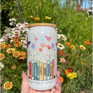 Taylor Swift Taylor’s version shimmer can glass 16oz